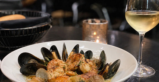 Wine Pairings For Seafood Dishes: The Ultimate Guide