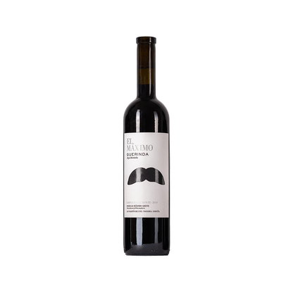 Bottle of Guerinda El Maximo red wine from Navarra, Spain